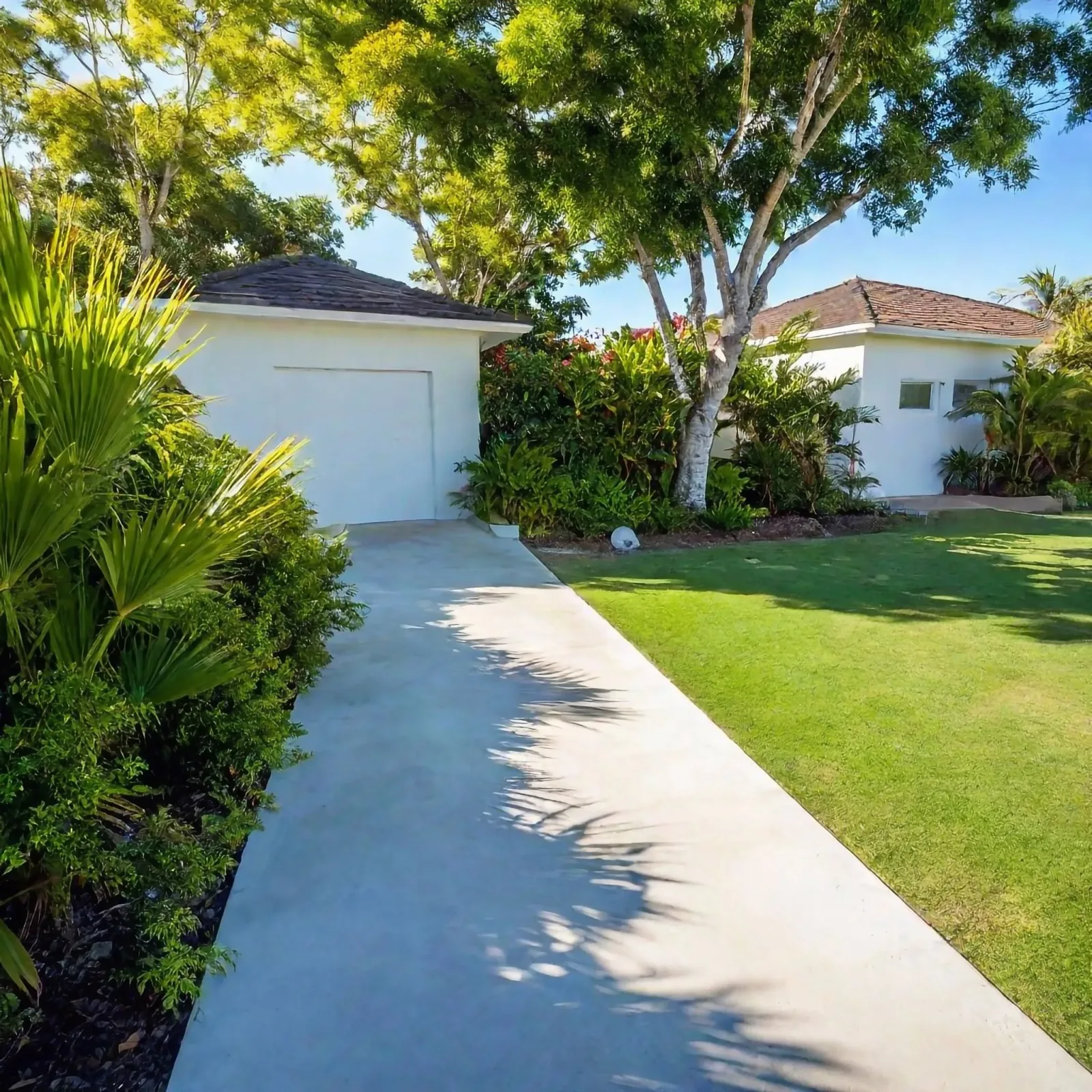 Concrete pathway finished around garden landscaping on the Mornington Peninsula